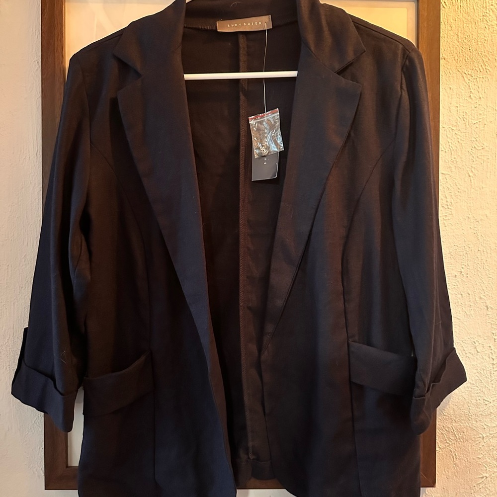 NWT! Suzy Shier Dark Navy Blazer